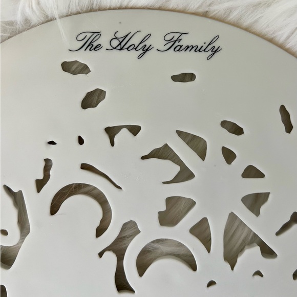 Lenox Collections “The Holy Family” collectors place. Paperwork included. - Picture 6 of 7